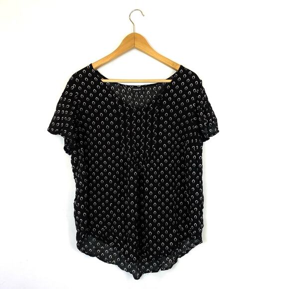 Torrid Large Black Raindrop Print Peasant Short Sleeve Blouse - Picture 1 of 6
